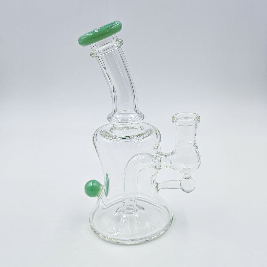 Green inline perc dab rig with low-drag horizontal percolator