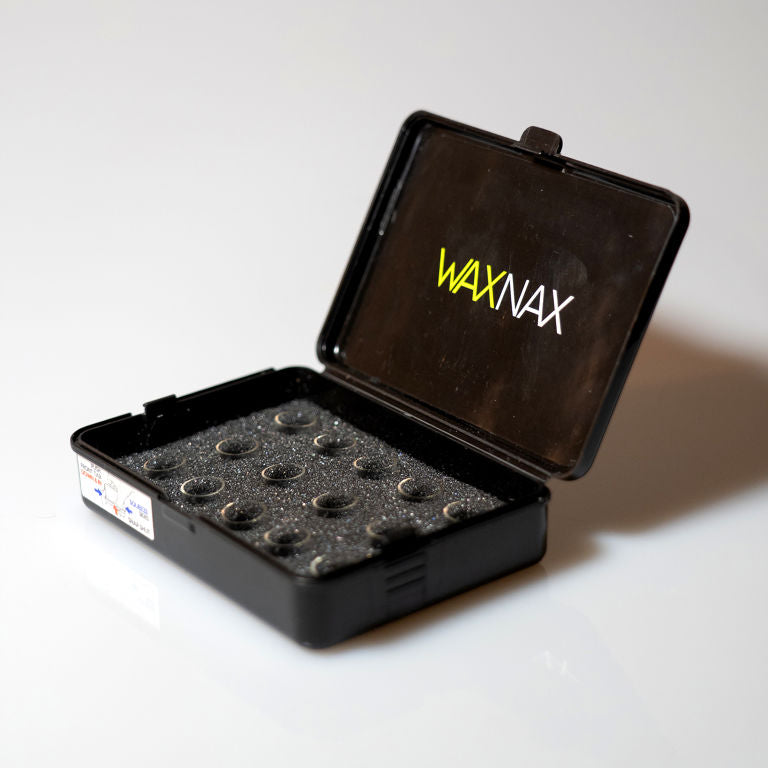 WAXNAX REGULAR